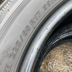 ブリヂストン　225/60R17の画像