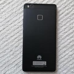 スマホとテレビのセットの画像