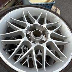 ２本　アルミホイル　タイヤつき　225/45R17の画像