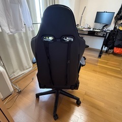  【定価70%OFF】GTRacing ゲーミングチェア オットマン付き デスクチェア pcチェア 椅子 140°リクライニング イス テレワーク ゲームチェア ハイバック ヘッドレスト ひじ掛け付き PUレザー 気孔付き皮革 蒸れない座面の画像