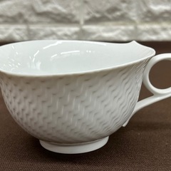 【ジャングルジャングル 岸和田和泉インター店】マイセン カップ＆ソーサー 波の戯れ 29623 29613 Meissen ティーカップ ホワイト 食器 ギフト 和泉市 堺市 岸和田市 泉大津市 高石市 泉北郡熊取町の画像