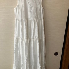【新品】白ワンピースの画像