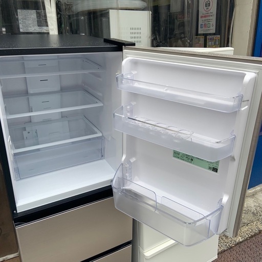 送料込　高年式 日立　冷蔵庫 R-27V(N) 265L 2025年 日立 冷蔵庫 265L 右開き 3ドア 幅54cm シンプルデザイン 真ん中野菜 R