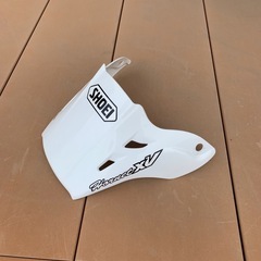 ヘルメットバイザーの画像