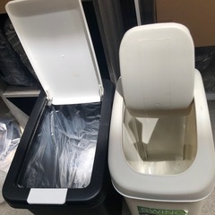 ゴミ箱2点の画像