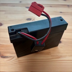 トイザラス 電動カー　バッテリーセットの画像