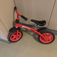 ストライダー　キックボードの画像