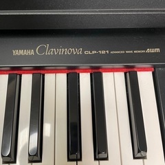 電子ピアノの画像