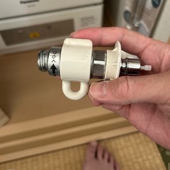 食器洗い乾燥機　Panasonic NP-TCR4 と分岐バルブCB-SKH6の画像