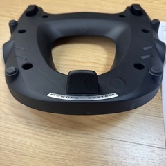 GIVI M5モノキーケース専用ベース未使用の画像