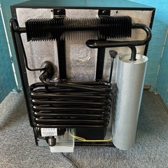中販紅　【Week】Dometic ドメスティック 40L 電気冷蔵庫　RH440LD 小型 冷蔵庫 左側右開け　動作確認済み　現状渡し 08-09-02の画像