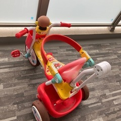 折りたたみ三輪車アンパンマンの画像