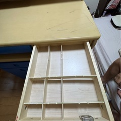 子供用勉強机の画像