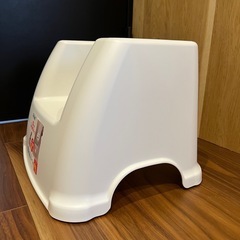 リッチェル　トイレ　踏み台の画像