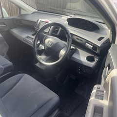 HONDA  フリード　Ｇジャストセレクション　人気のパール　早い者勝ちの画像