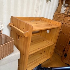 木製　ワゴン　棚の画像