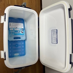 【8/10までのお渡し優先】大型クーラーボックス内径30*48*25の画像