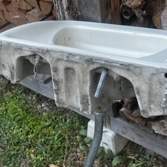 TOTO　手洗いシンク　洗面台　陶器シンクの画像