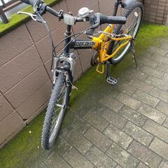 リサイクルショップどりーむ荒田店　No427 マウンテンバイク　ギア前後切替付き　３×６段変速　折りたたみ可能で便利♪の画像