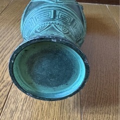 青銅器製 花瓶
の画像