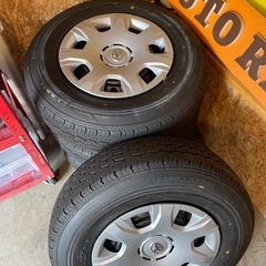ハイエース　タイヤ　新車外し　4本セットの画像