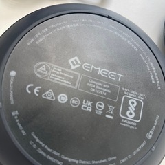 Emeet スマートスピーカー 本体とケースの画像