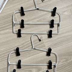無料 ハンガーたくさんの画像