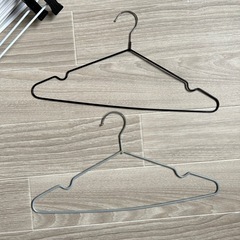 無料 ハンガーたくさんの画像