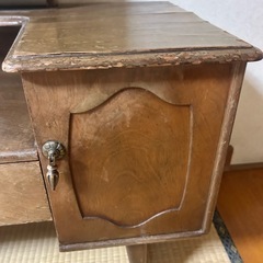 アンティーク三面鏡化粧台、ドレッサーの画像