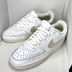 NIKE Court Vision Low WMNS 白×グレー 25cmの画像