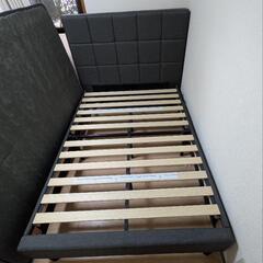 セミダブルサイズ　ベッドの画像