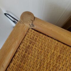 藤製のおしゃれなタンスの画像