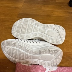 看護師さん等に‼️低反発シューズの画像