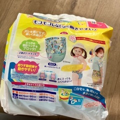 スイミングパンツM 12枚　新品未開封の画像