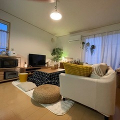 LOWYAテレビ台の画像