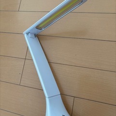 デスクライトの画像