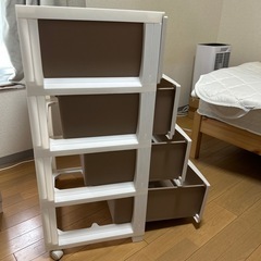 天馬 4段収納チェスト 引取りに来ていただける方 の画像