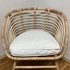 ①IKEA BUSKBO パーソナルチェア,クッション の画像