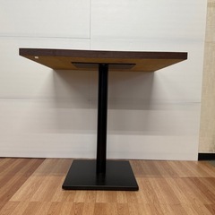 テーブル　2個セットの画像
