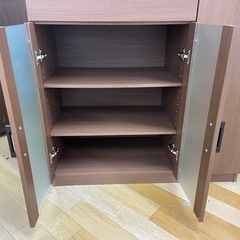 【トレファク ラパーク岸和田店】キッチンカウンター 3枚扉 ブラウンの画像