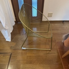 アイアンチェアの画像