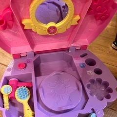 ラプンツェル　ドレッサーの画像