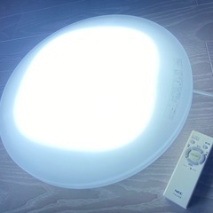 ③NECのLEDシーリングライトの画像