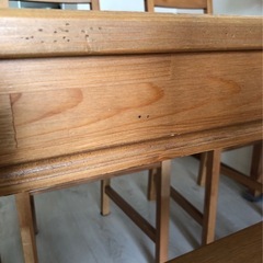 IKEA ダイニングテーブルの画像