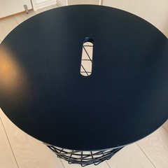 IKEA サイドテーブルの画像