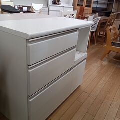 ★リユースのサカイつくば店★TK6108  レンジ台 ホワイト H91×D45×W101 クリーニング済みの画像