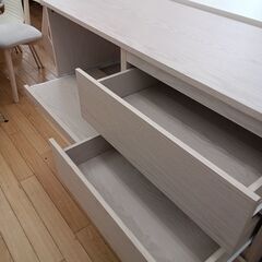 ★リユースのサカイつくば店★TK6109  レンジ台 アイボリー H90×D47×W120 クリーニング済みの画像