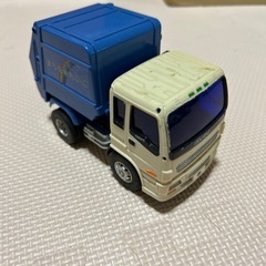 【8/11まで】ゴミ収集車　おもちゃの画像