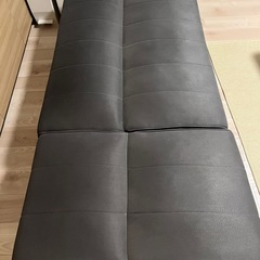 ソファーベッドの画像