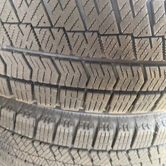 スノータイヤ 175/65/R15の画像